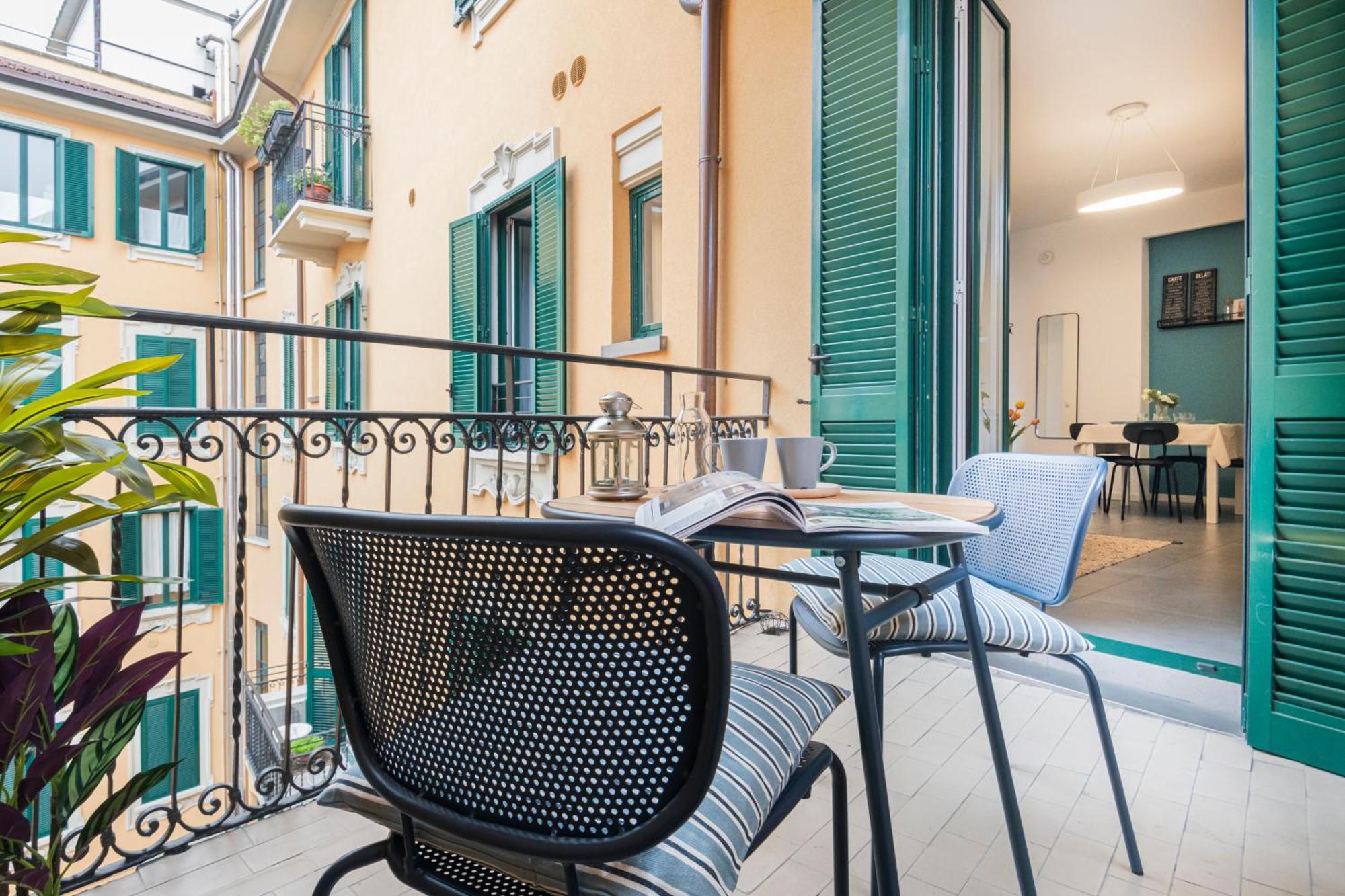 114 - Amazing Flat Fully Furnished In P.Ta Romana Milánó Kültér fotó